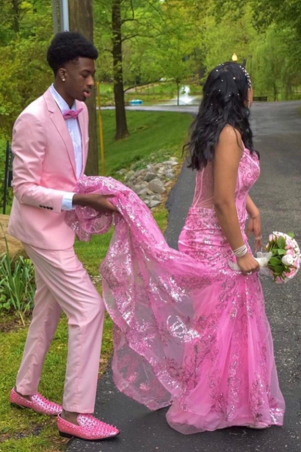Men's Light Pink Prom Suits with Notched Lapel and One Button 2-Piece Set