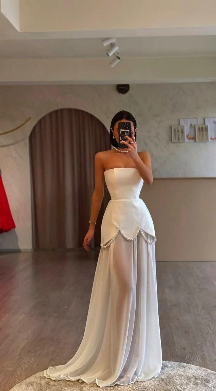 White Strapless Sleeveless Long Formal Dress With Pleated Beading