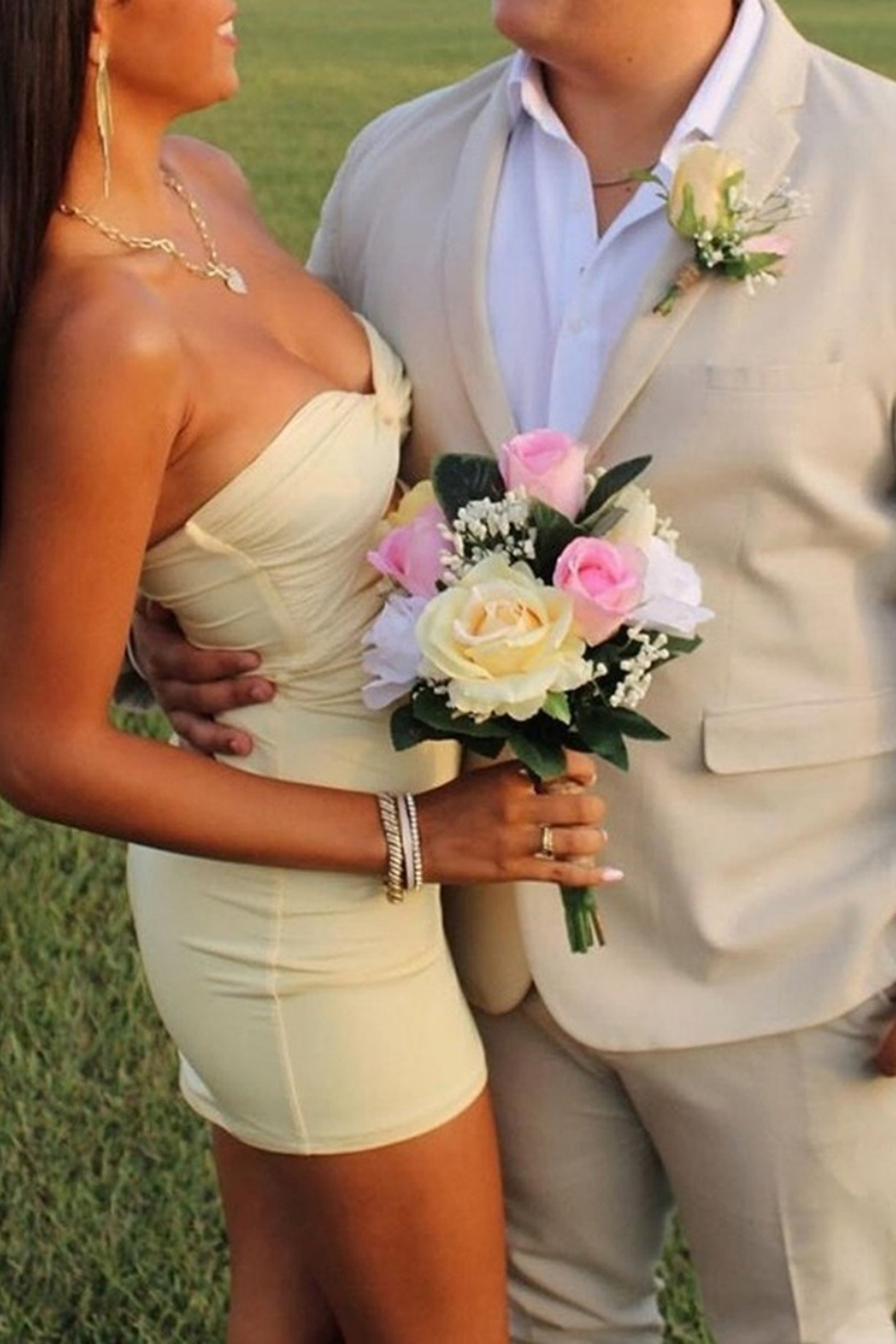 Yellow Bodycon Sweetheart Keyhole Mini Party Dress