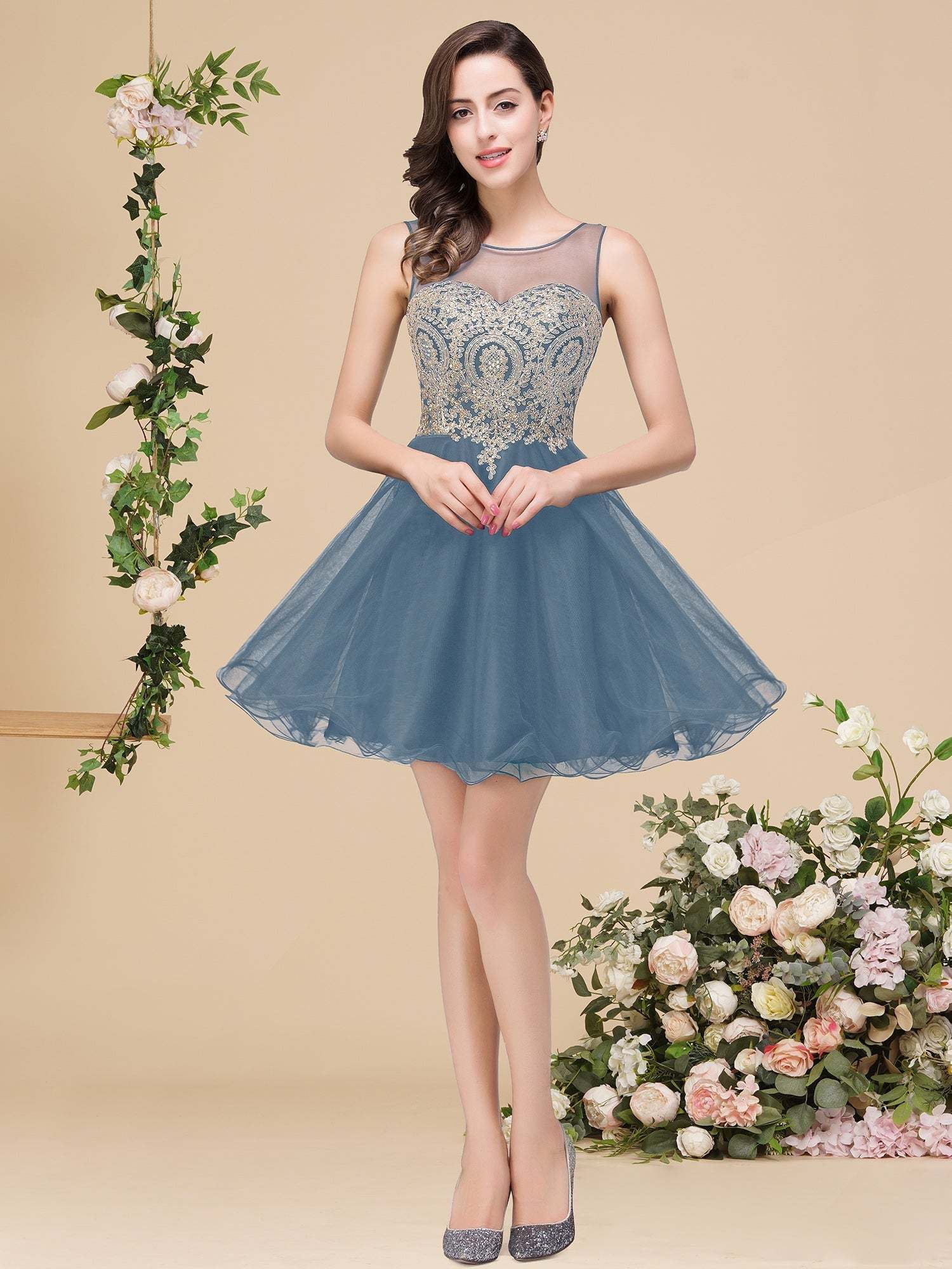 A-line Crew Short Sleeveless Appliques Prom Dresses