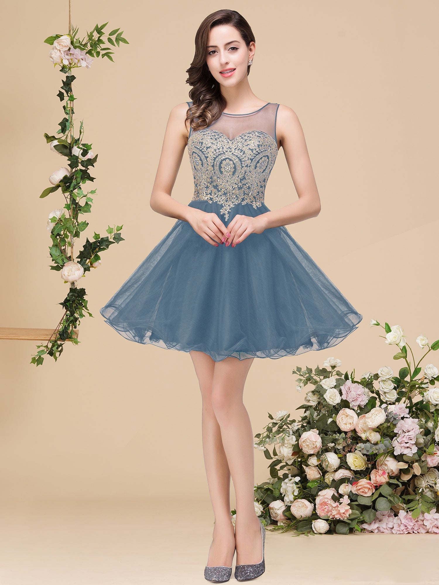 A-line Crew Short Sleeveless Appliques Prom Dresses