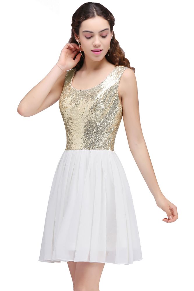 A-line Scoop Short Sequins White Cute Cocktail Dresses with Sequins