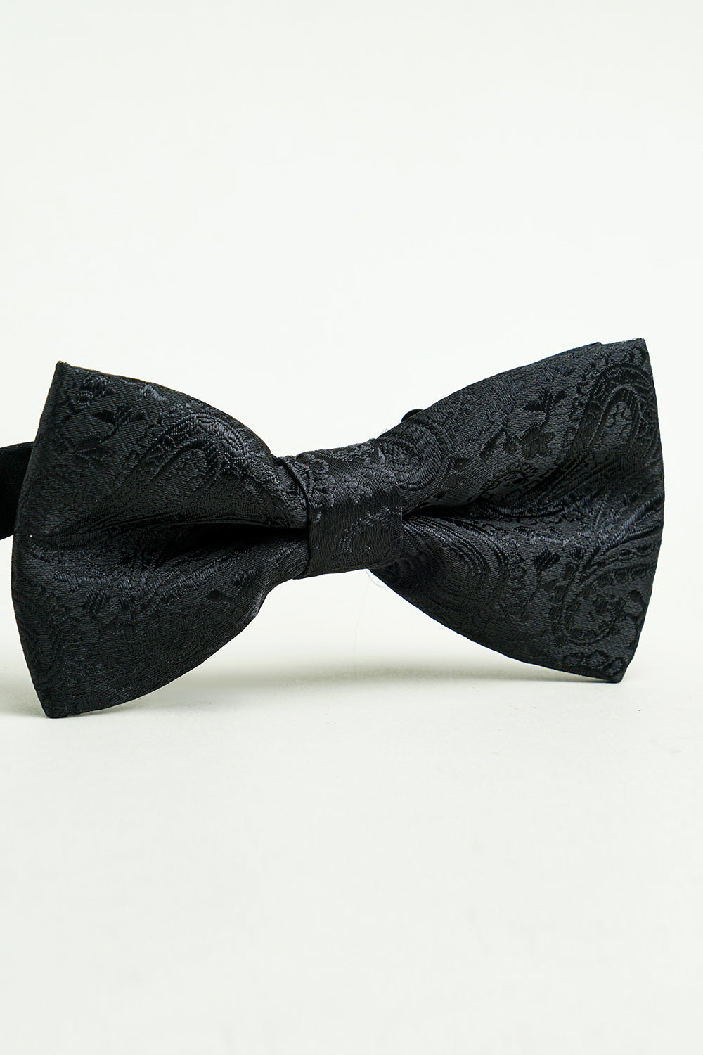 Pocket Square and Bow Tie Set in Black Jacquard Satin