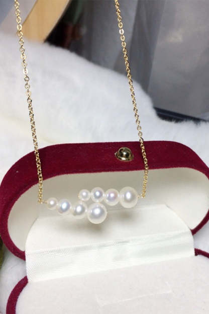 White Pearl Necklace
