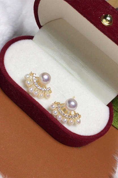 Beaded Earrings in White Pearl