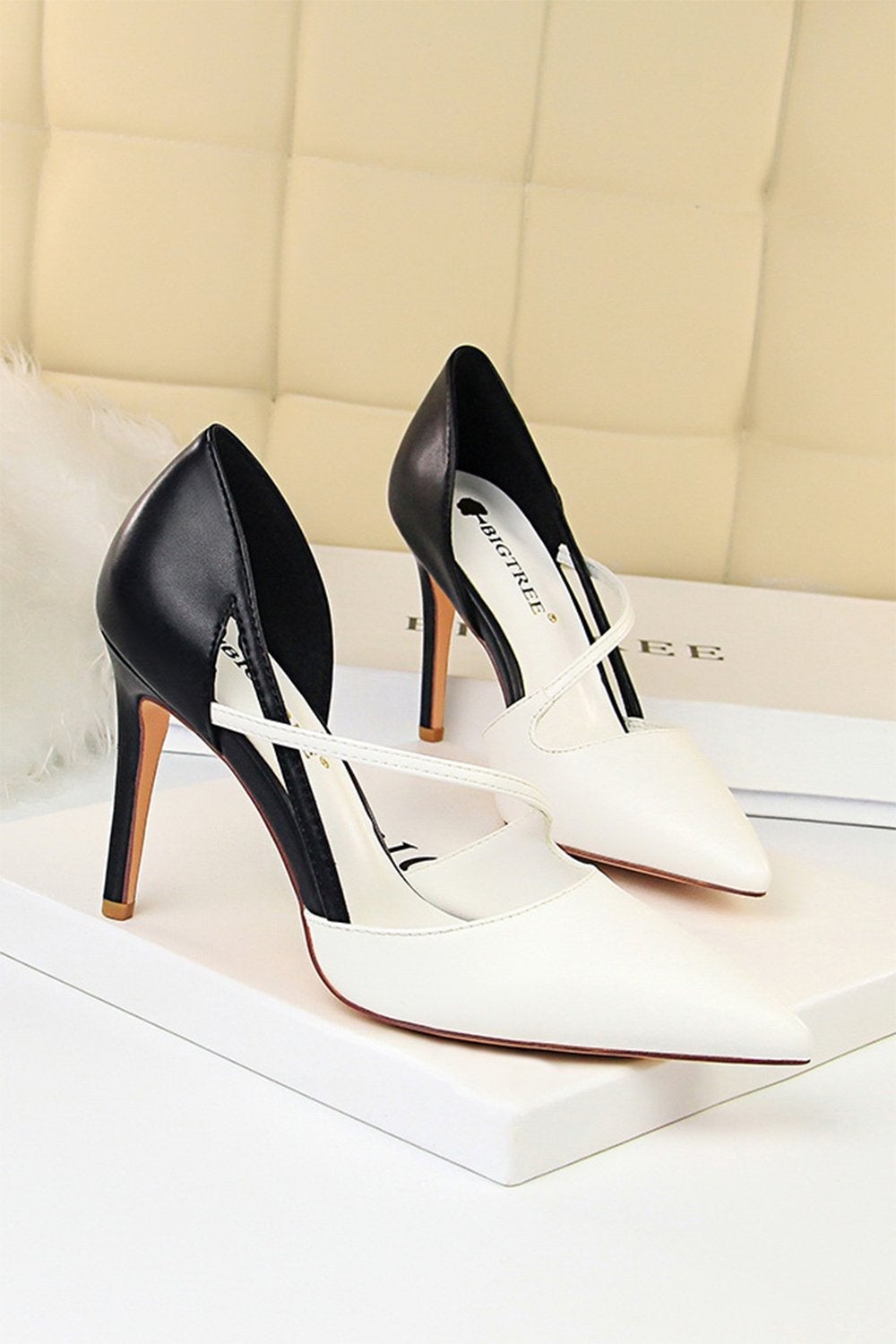Pointy Stiletto Heels in Pink