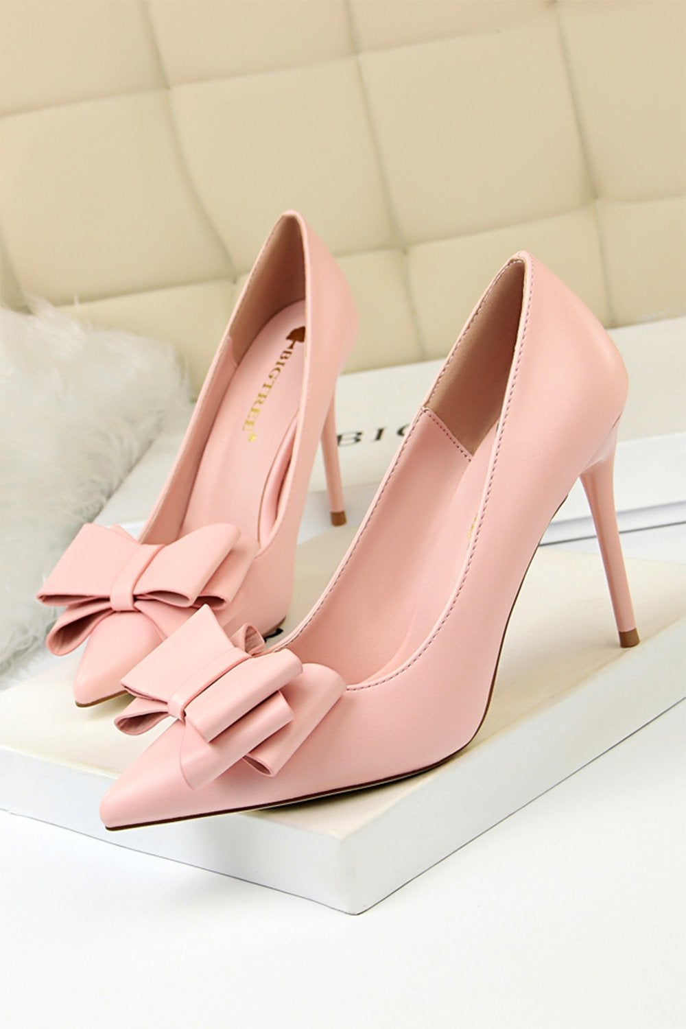 Pointy Pink Stiletto Heels Featuring Bows