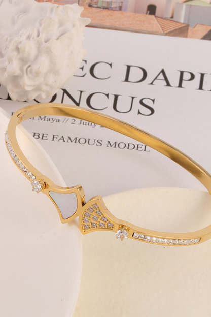 Bracelet with Scalloped Design