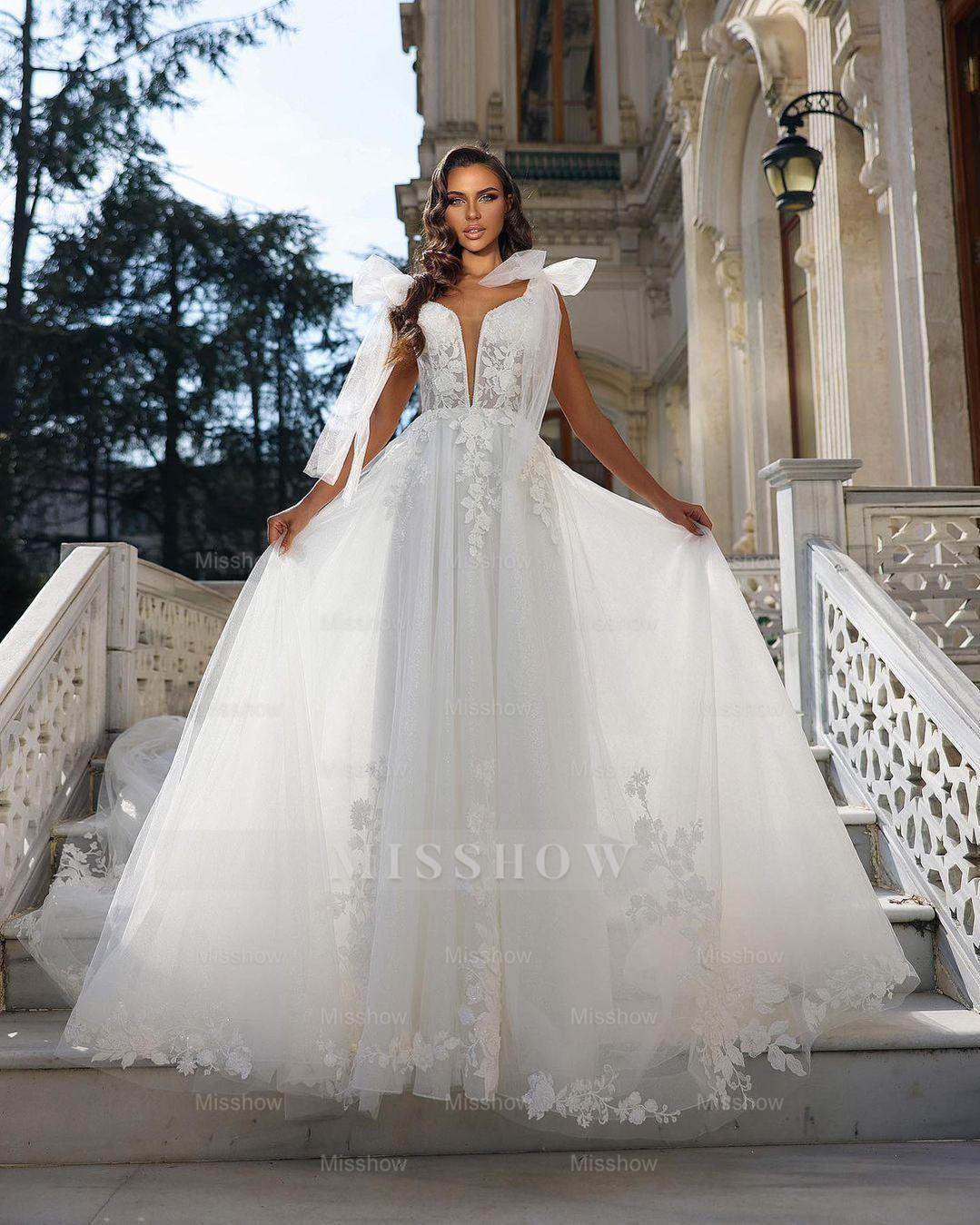 Chic Long White A-line V-neck Sleeveless Wedding Dress With Lace