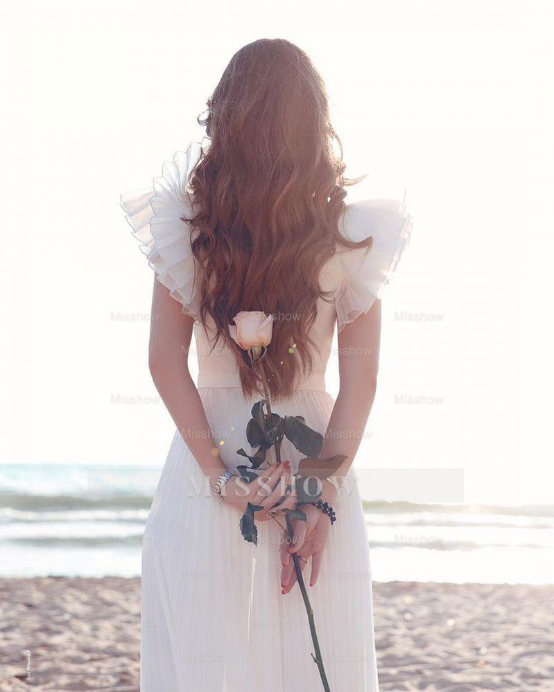 Chiffon Ruffless Sleeves V-Neck Summer Beach Wedding Dress