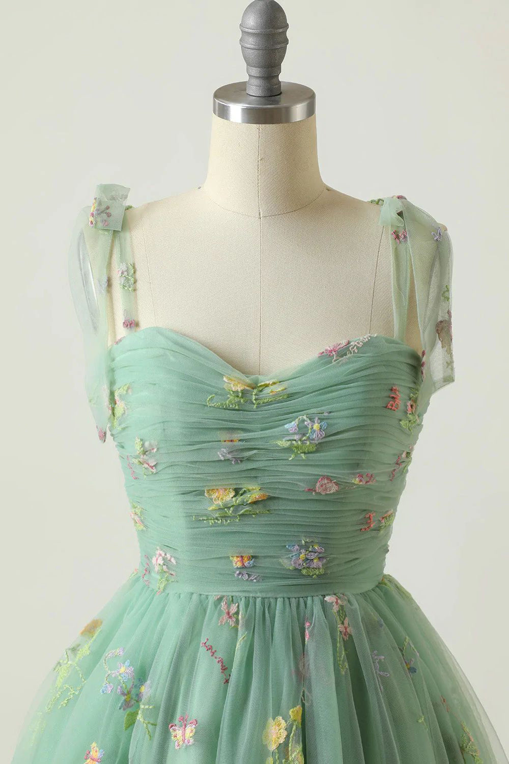Cute A Line Sweetheart Green Short Cocktail Dress With Embroidery