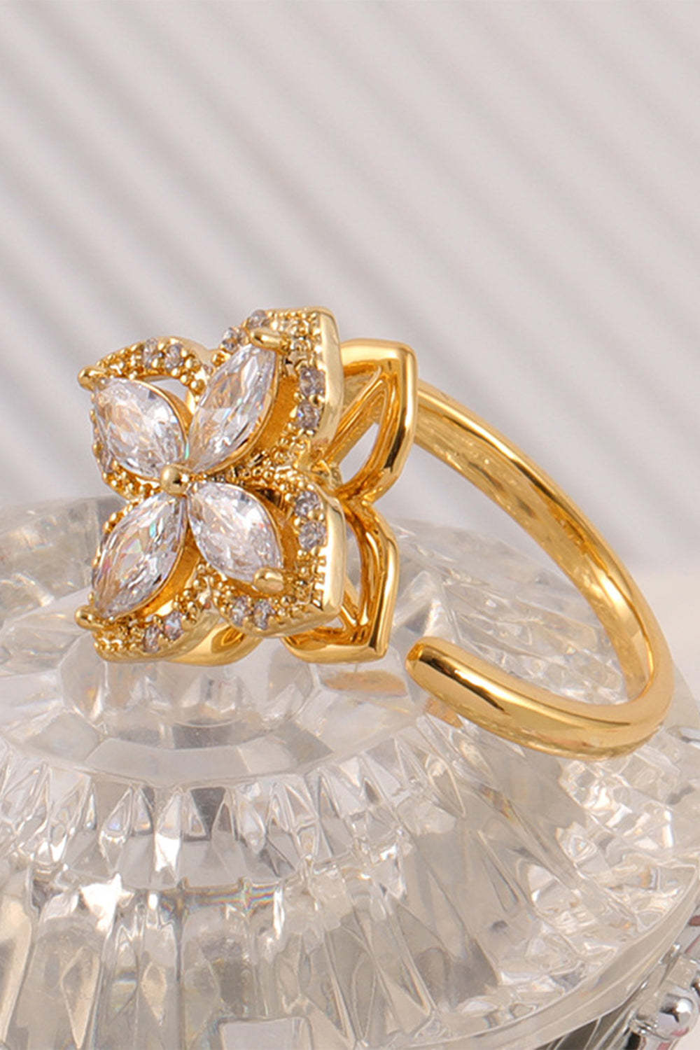 Beaded Ring in Gold