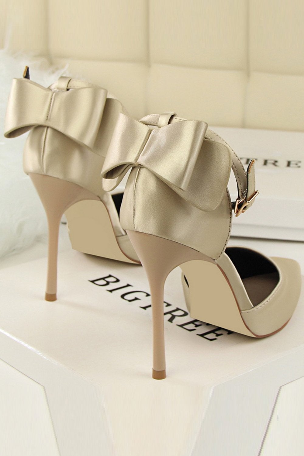 Prom Heels in Burgundy Satin Featuring a Bowknot