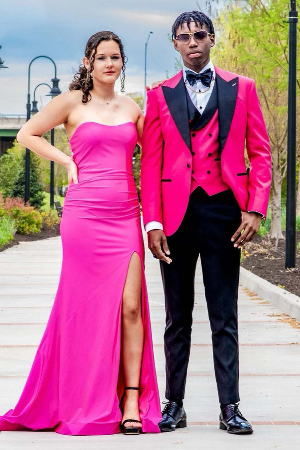 Men's Prom Suits with Hot Pink Peak Lapel in 3 Pieces