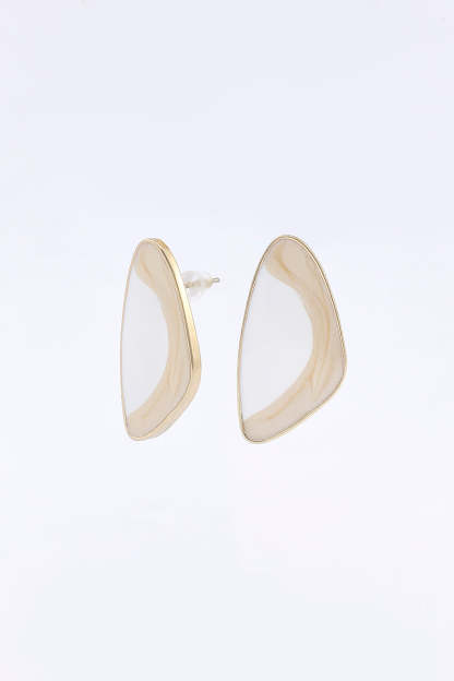 Earrings with a Vintage Look