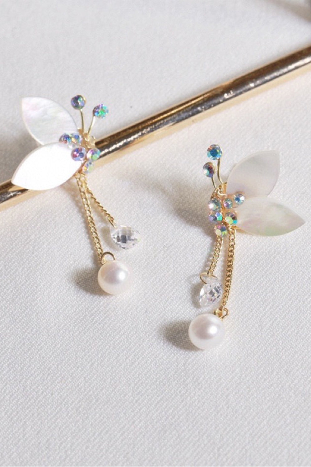 Butterfly Earrings with Freshwater Pearl and Crystal Shell