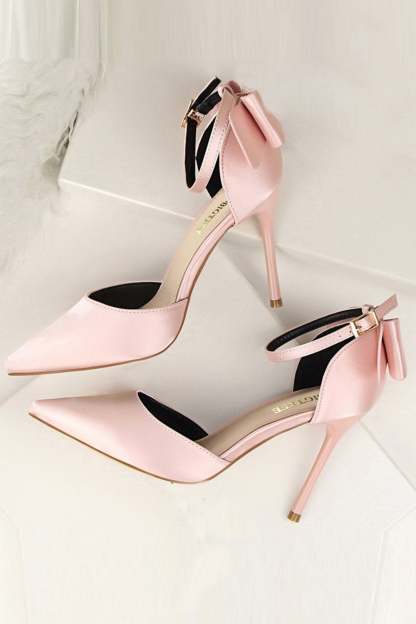 Prom Heels in Burgundy Satin Featuring a Bowknot
