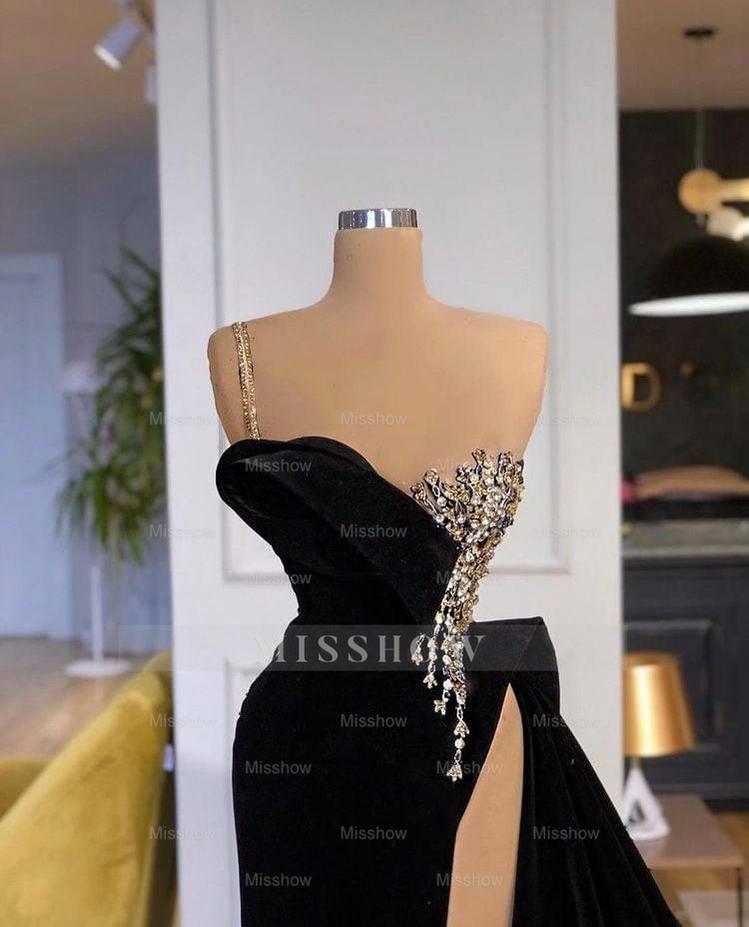 Elegant Black Split Front One Shoulder Prom Dress With Beading
