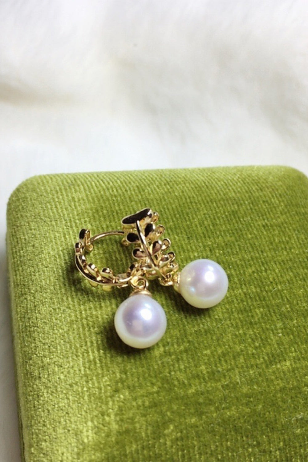 Pearl-Adorned Wheat Earrings