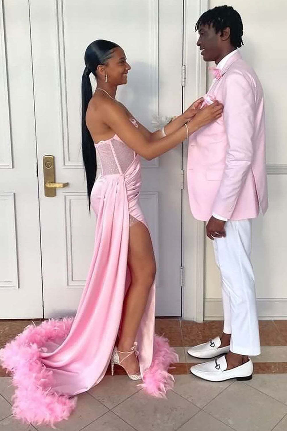 Men's Prom Suits with Pink Notched Lapel in 3 Pieces