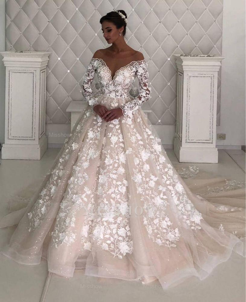 Long Sleeves Lace Designer Wedding Dress leeves