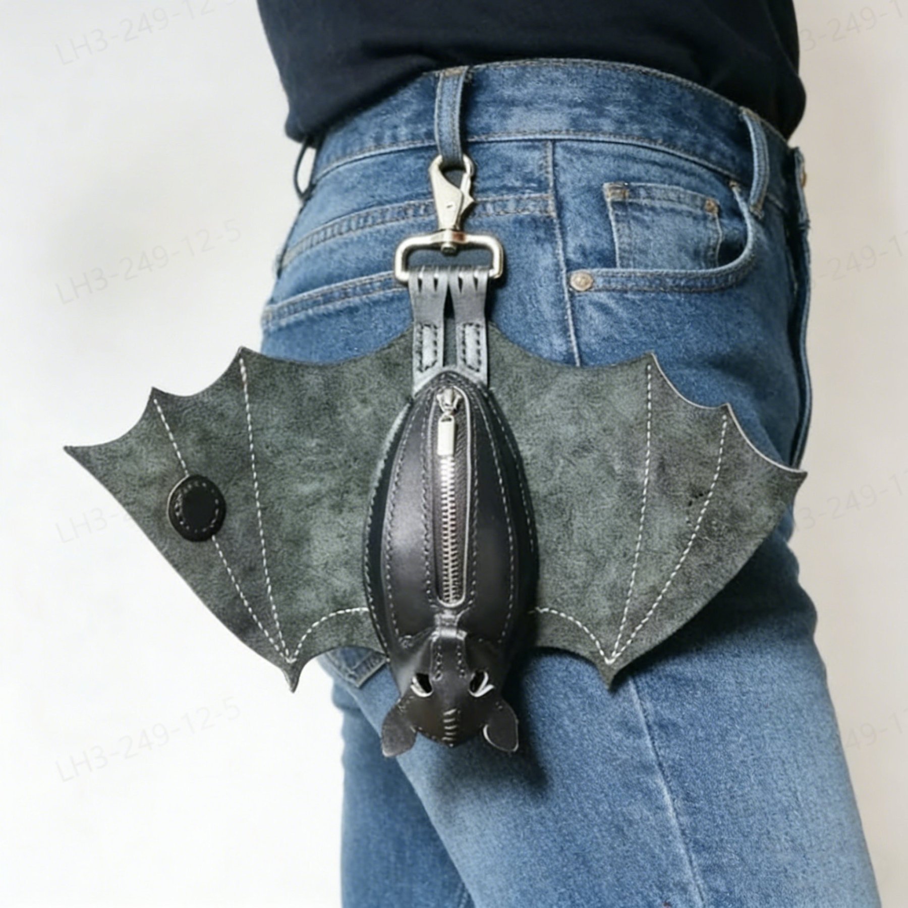 🔥 Up to 49% Off for a Limited Time💥Leather Bat Coin Purse🦇