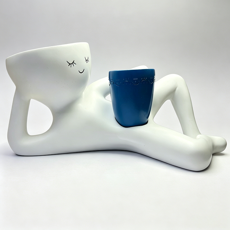 🔥LAST DAY 50% OFF - 😂Low-maintenance figurine planter