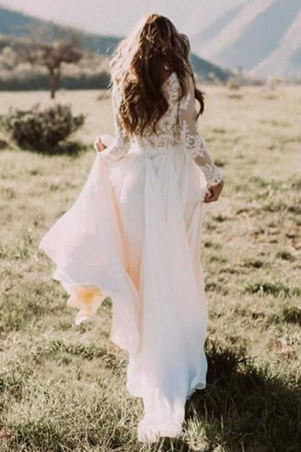 A-line Scoop Neck Tulle Wedding Dress with Appliques Lace & Sweep Train