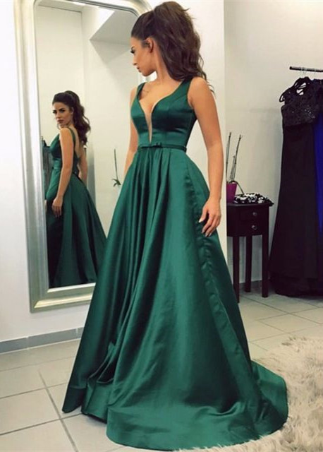 V-neck A-line Green Newest Sleeveless Backless Prom Dress