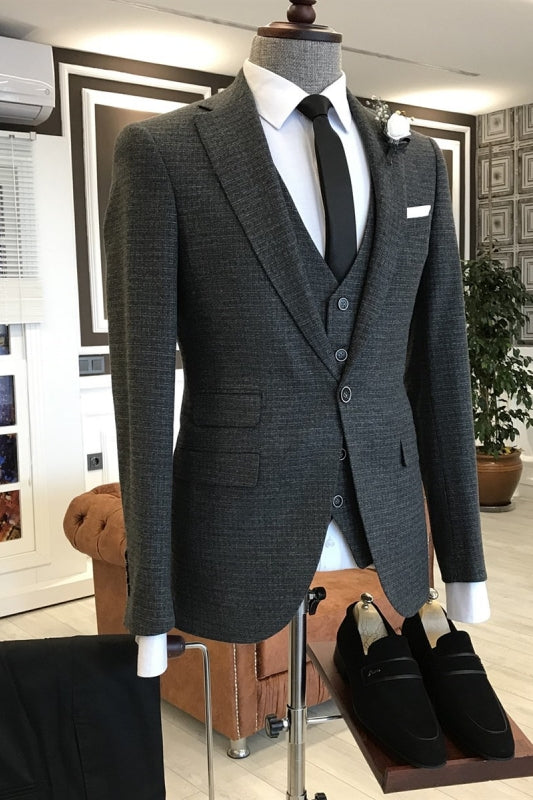 tuxedo-suit-for-men-black-notched-lapel-3-pieces-simple-business-suits