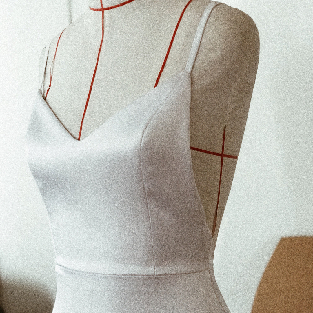 Casual Spaghetti Strap Sweetheart Backless Fitted Mermaid Wedding Dress | Beach Wedding Gown