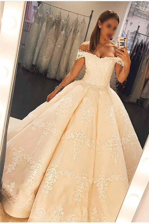 Applique Off-the-Shoulder Prom Dresses Ruffles Ball Gown Sleeveless Sexy Evening Dresses