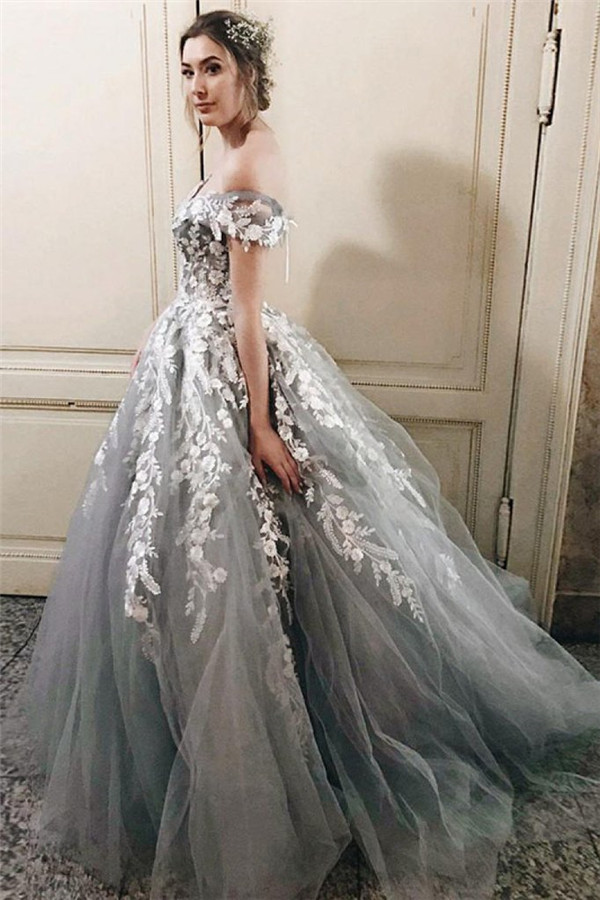 Applique Off-the-Shoulder Prom Dresses Lace up Ball Gown Sleeveless Sexy Evening Dresses