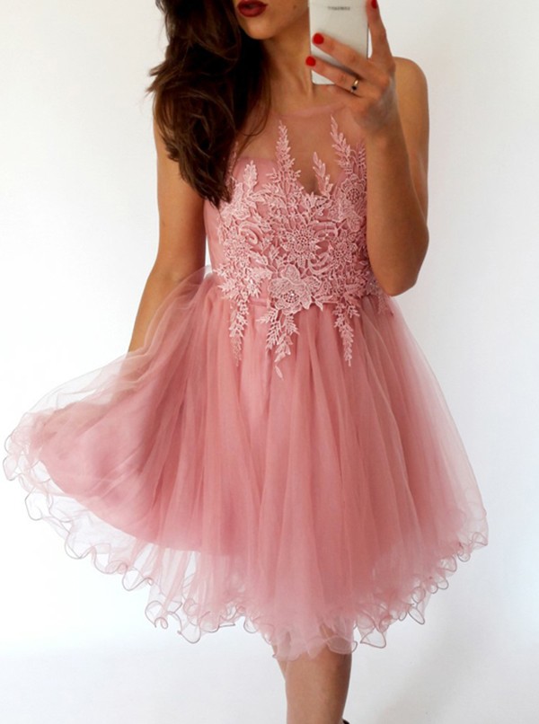 Sexy A-Line Organza Homecoming Dresses | Scoop Sleeveless Lace Cocktail Dresses