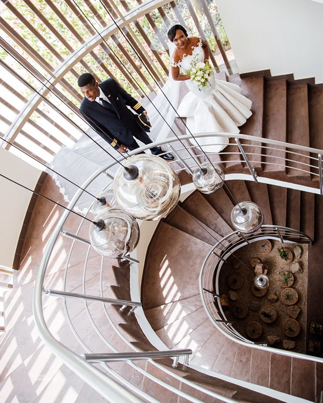 Graceful Scoop Jewel Applique Floor Length Fit And Flare Mermaid Wedding Dresses