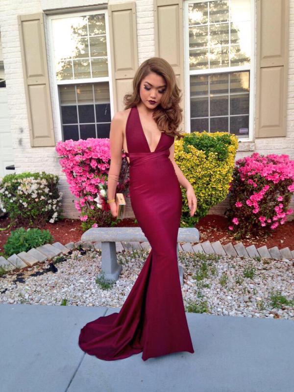 Burgundy Mermaid Prom Dresses Deep V-Neck Backless Evening Gowns