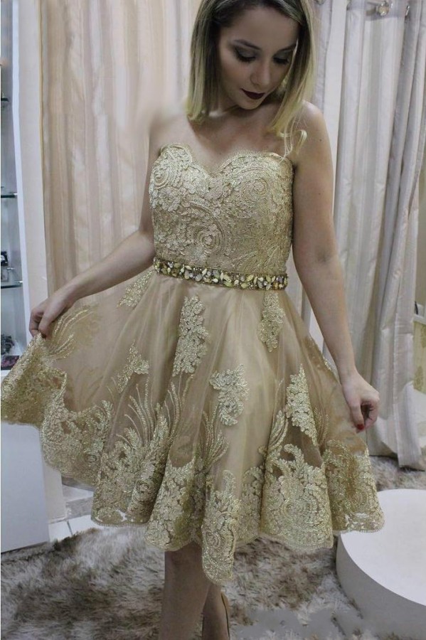 Short Sleeveless Sweetheart Lace Cute Crystals Homecoming Dress