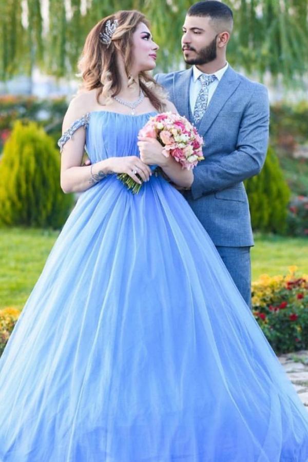 Romantic Off-the-shoulder A-Line Tulle Floor-length Prom Dress With Crystal