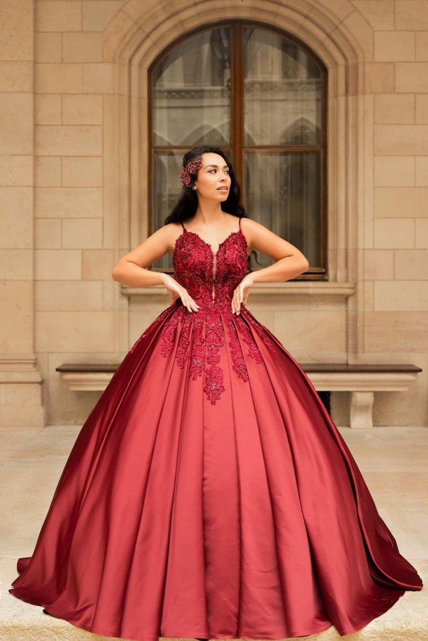 Glamorous Spaghetti Straps Lace Appliques Satin Ball Gown Prom Dress With Split