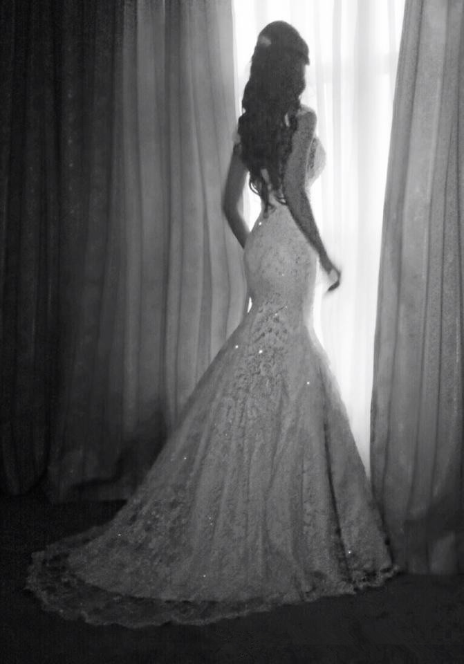 Vintage Mermaid Wedding Dresses Cap Sleeves Lace Appliques Crystal Beads Backless Bridal Gowns