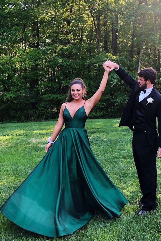 Sexy Spaghetti Straps V-neck A-Line Evening Party Dress Floor-length Prom Dress