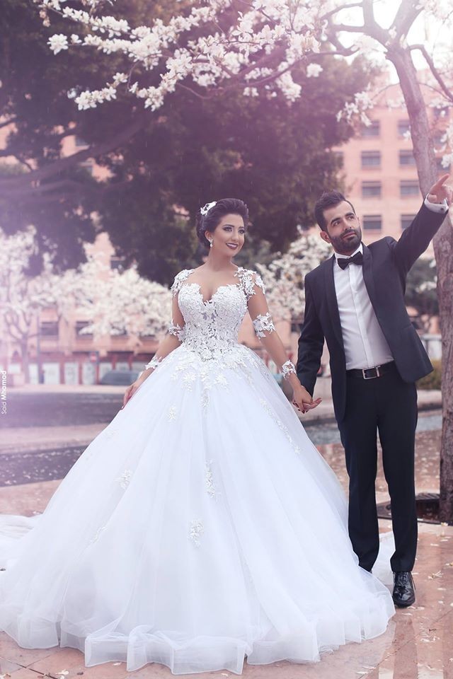 Lace Appliques Arabic Ball Gown Wedding Dresses Tulle Long Sleeves Vestidos
