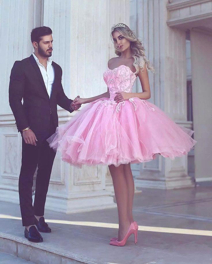 Pink Ball-Gown Appliues Sweetheart-Neck Short Homecoming Dresses