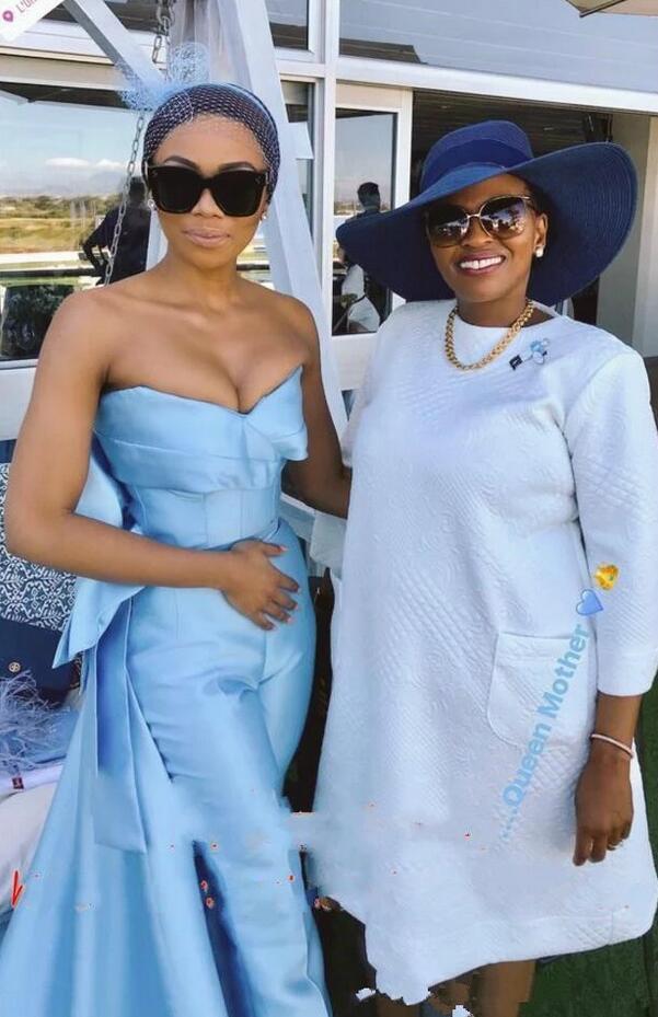 Unique Sweetheart Sleeveless Floor-length Jumpsuit With Sweep Cape