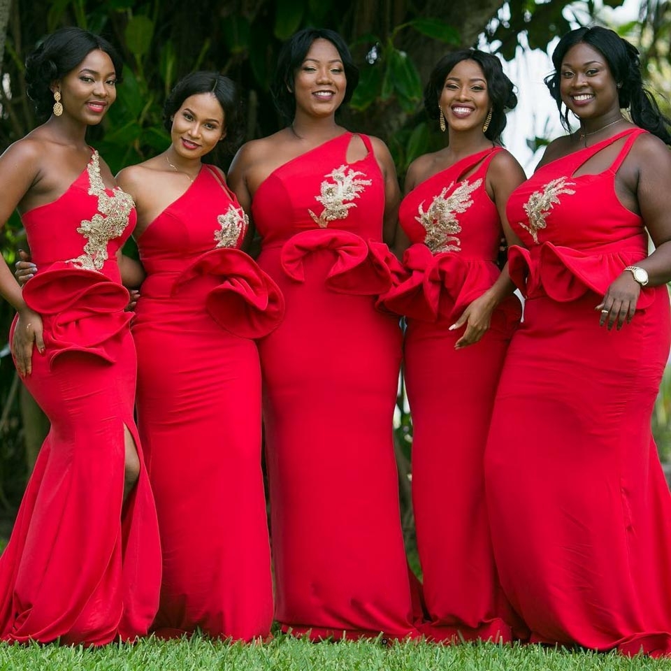 One-Shoulder Red Bridesmaid Dresses Plus Size Mermaid Wedding Party Dress