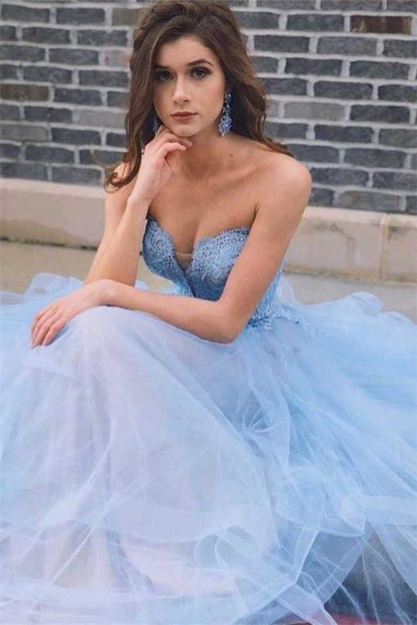 Chic Sheer Sweetheart Applique Prom Dresses Tiered Sleeveless Sexy Evening Dresses