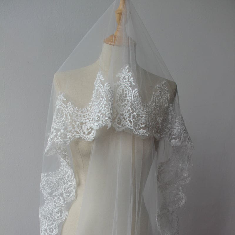 Beautiful Lace Applique Tulle Edge Wedding Veils-Babyonlinedress UK