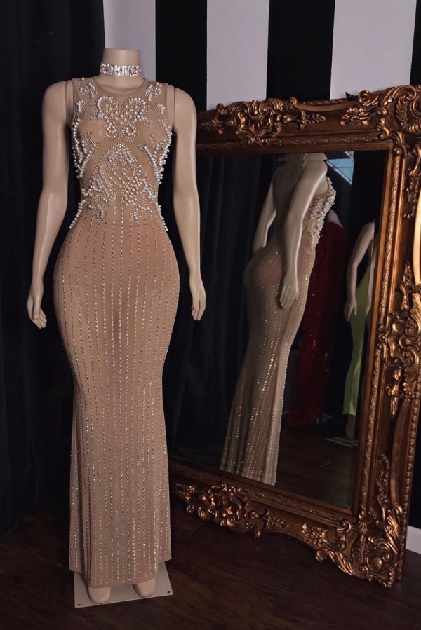 Gorgeous Jewel Sleeveless Floor Length Beading Sheer Prom Dresses