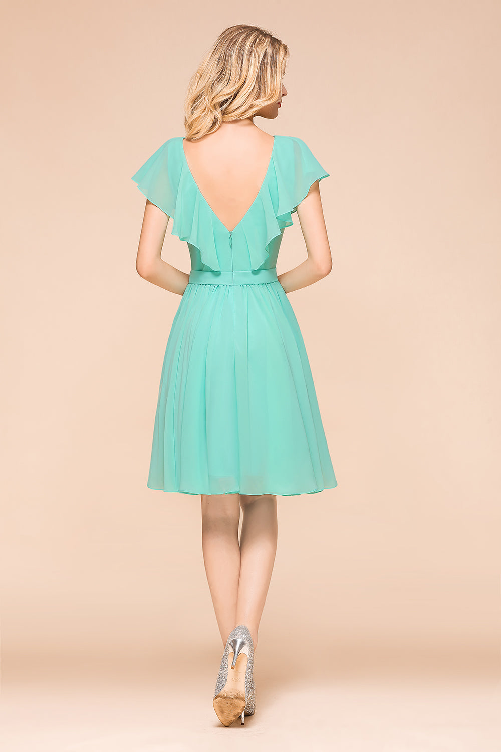 Chic V-Neck Ruffle Chiffon Short Affordable Bridesmaid Dresses Online-Babyonlinedress