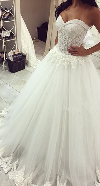 Lace Beaded A-line Wedding Dresses Sweetheart Lace Trim Sheer Elegant Bridal Gowns